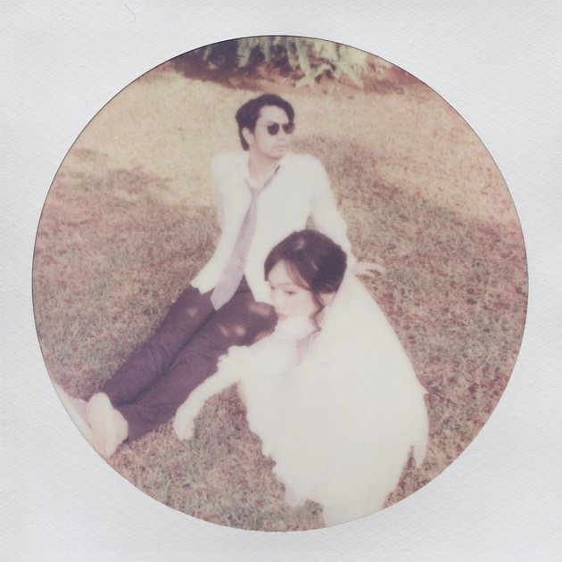 Potret prewedding vokalis band © berbagai sumber Potret prewedding vokalis band © berbagai sumber