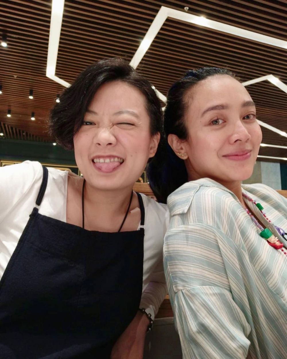 potret terbaru dea ananda usai melahirkan © instagram