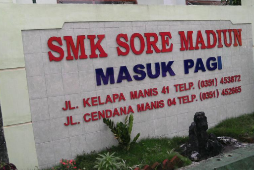 nama sekolah nyeleneh © berbagai sumber nama sekolah nyeleneh © berbagai sumber