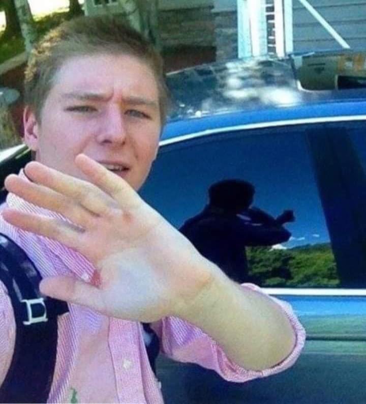 gara-gara nggak sadar ada kaca © berbagai sumber