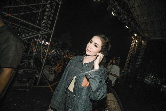 9 potret Momo Geisha ini nyentrik abis Instagram/@therealmomogeisha