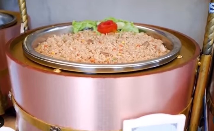 10 Hidangan pengajian dan gender reveal Yasmine Ow istri Aditya Zoni