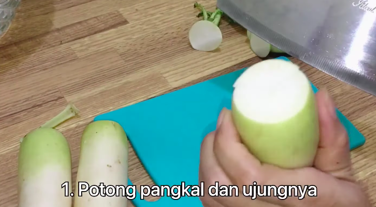 5 Trik mudah mengolah lobak putih agar tidak langu dan pahit