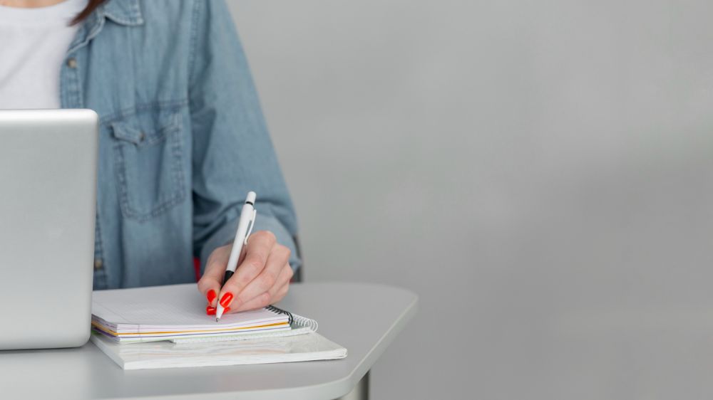 kalimat langsung dan tidak langsung © 2022 berbagai sumber