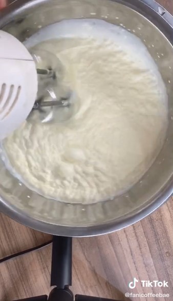 Trik jitu mengaduk whip cream biar mengembang & tidak pecah, antigagal