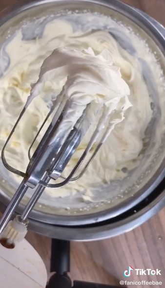 Trik jitu mengaduk whip cream biar mengembang & tidak pecah, antigagal