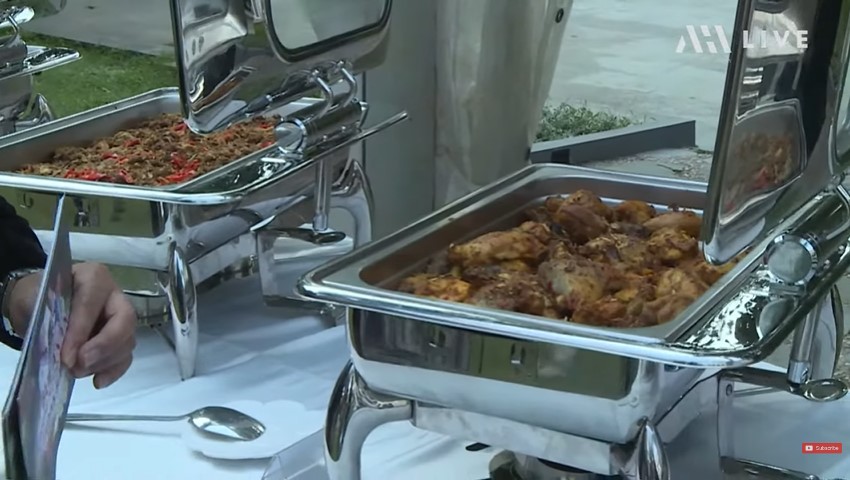 10 Hidangan tedak siten anak Aurel-Atta, didominasi masakan Nusantara