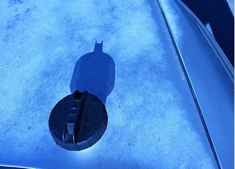 bayangan bikin foto jadi nyeleneh © berbagai sumber