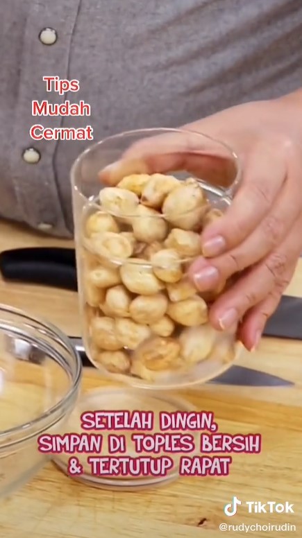 Trik menyimpan kemiri dengan tepat agar tidak bau tengik dan jamuran