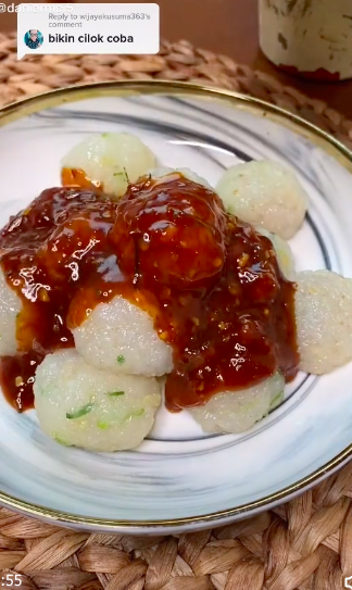 5 Cara bikin cilok tanpa tepung yang kenyal, praktis pakai rice paper