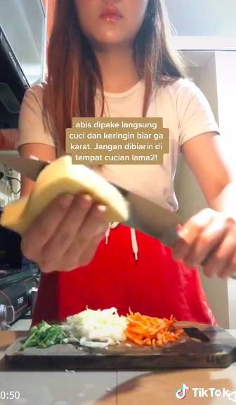 6 Trik memotong bahan makanan bak chef profesional, cocok buat pemula