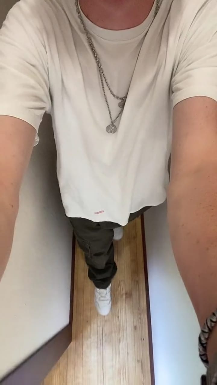 potret dalam rumah ramping nyeleneh © TikTok potret dalam rumah ramping nyeleneh © TikTok