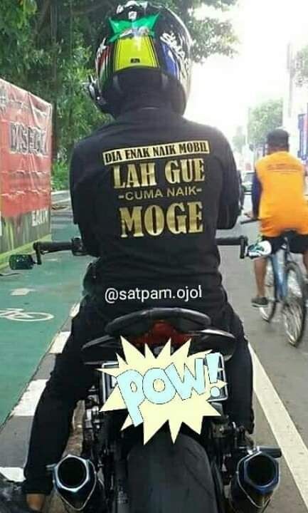 Potret kocak tulisan nyeleneh belakang jaket Berbagai sumber Potret kocak tulisan nyeleneh belakang jaket Berbagai sumber