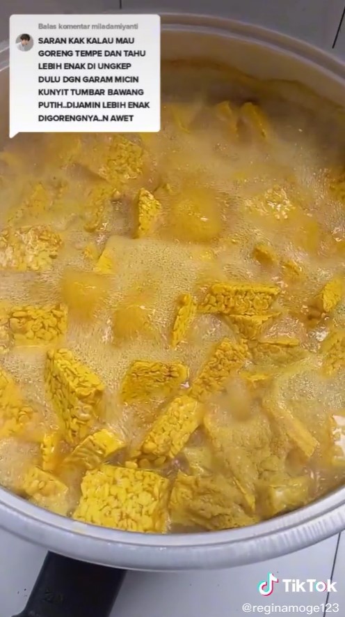 Cara marinasi tempe agar bumbunya meresap sempurna saat digoreng