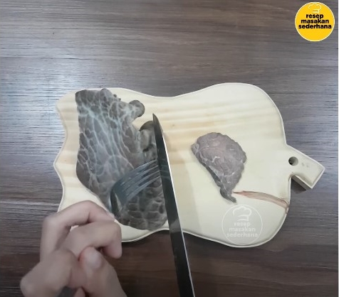 5 Cara bikin paru goreng ala rumah makan Padang, kering dan empuk