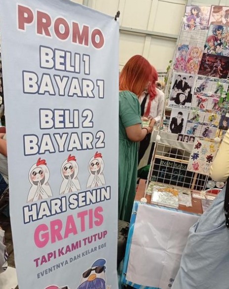 tawarkan promo di spanduk toko © berbagai sumber tawarkan promo di spanduk toko © berbagai sumber