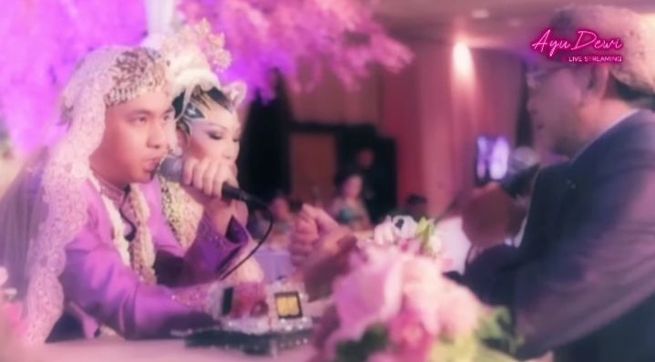 Potret Ayu dan Regi Datau dari pacaran hingga 10 tahun menikah Instagram