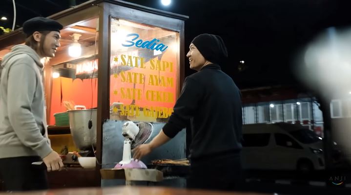 momen pertemuan anji dengan kembaran © YouTube