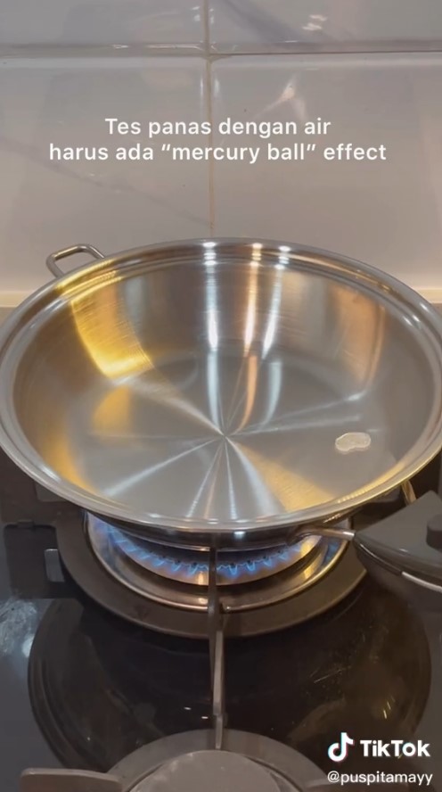 Trik masak di wajan stainless steel agar tidak lengket dan berkerak