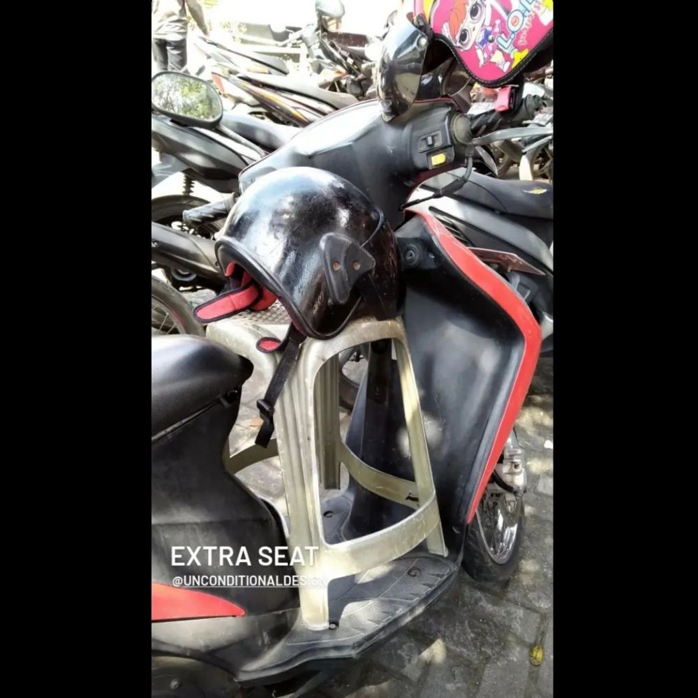 ide nyeleneh pengendara motor © berbagai sumber