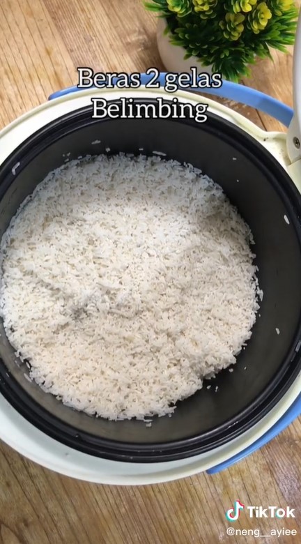 5 Cara memasak nasi uduk di rice cooker, praktis dan antigagal