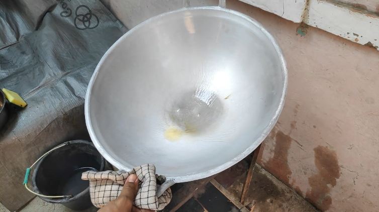 Tak banyak yang tahu, ini 5 trik bikin wajan baru agar tidak lengket