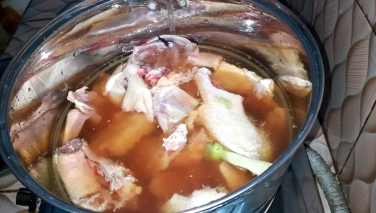 4 Cara sederhana hilangkan bau amis pada daging bebek, antigagal