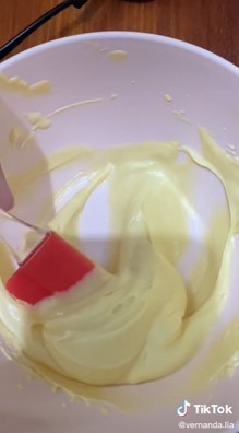 Cara bikin carlo pengoles loyang kue ala rumahan, tahan sampai sebulan