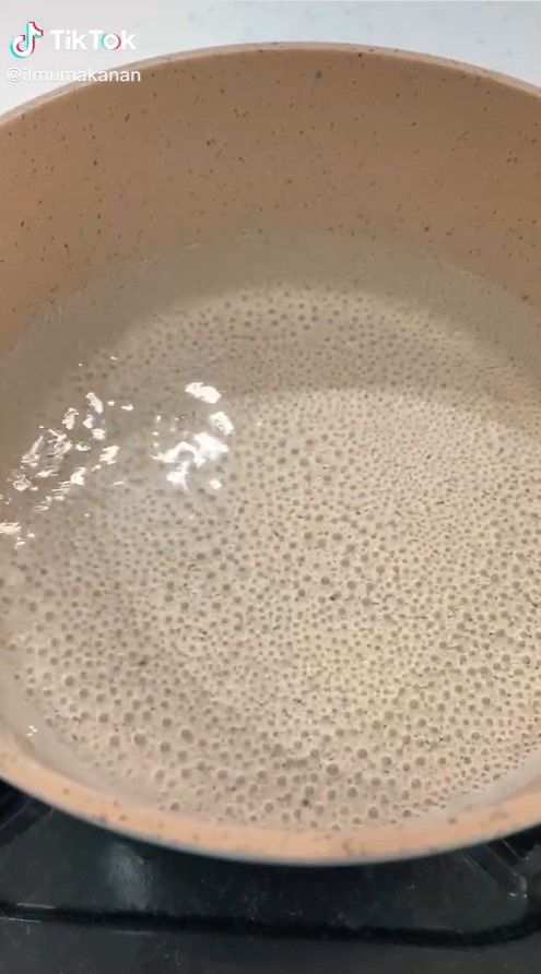 5 Cara masak nasi putih agar lebih rendah kalori, cocok buat diet