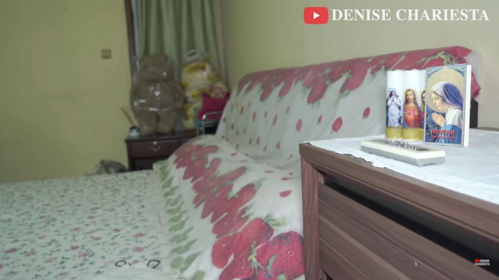 rumah Denise Chariesta di kampung halaman © berbagai sumber