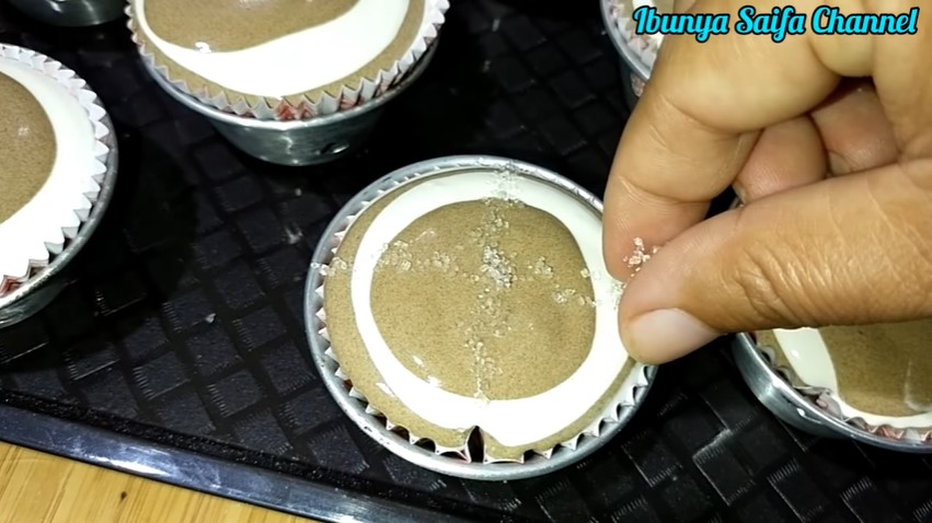 Trik jitu agar bolu kukus cantik dan mekar sempurna jadi empat bagian