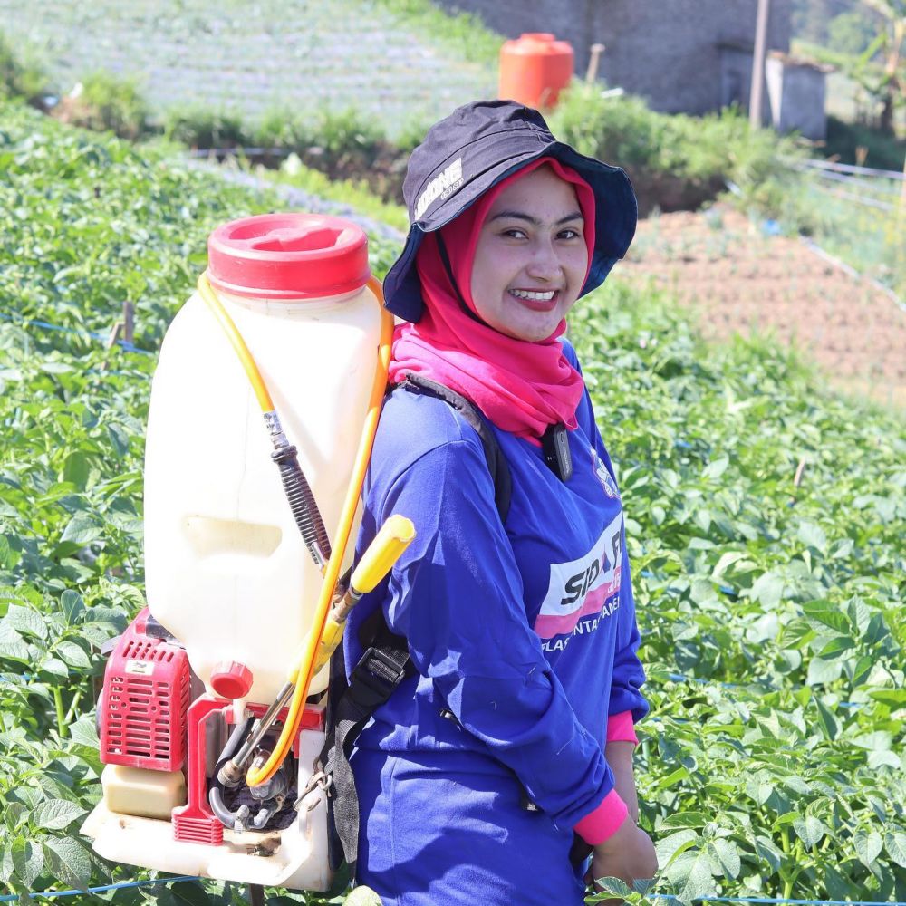 momen novi listiana bercocok tanam © Instagram