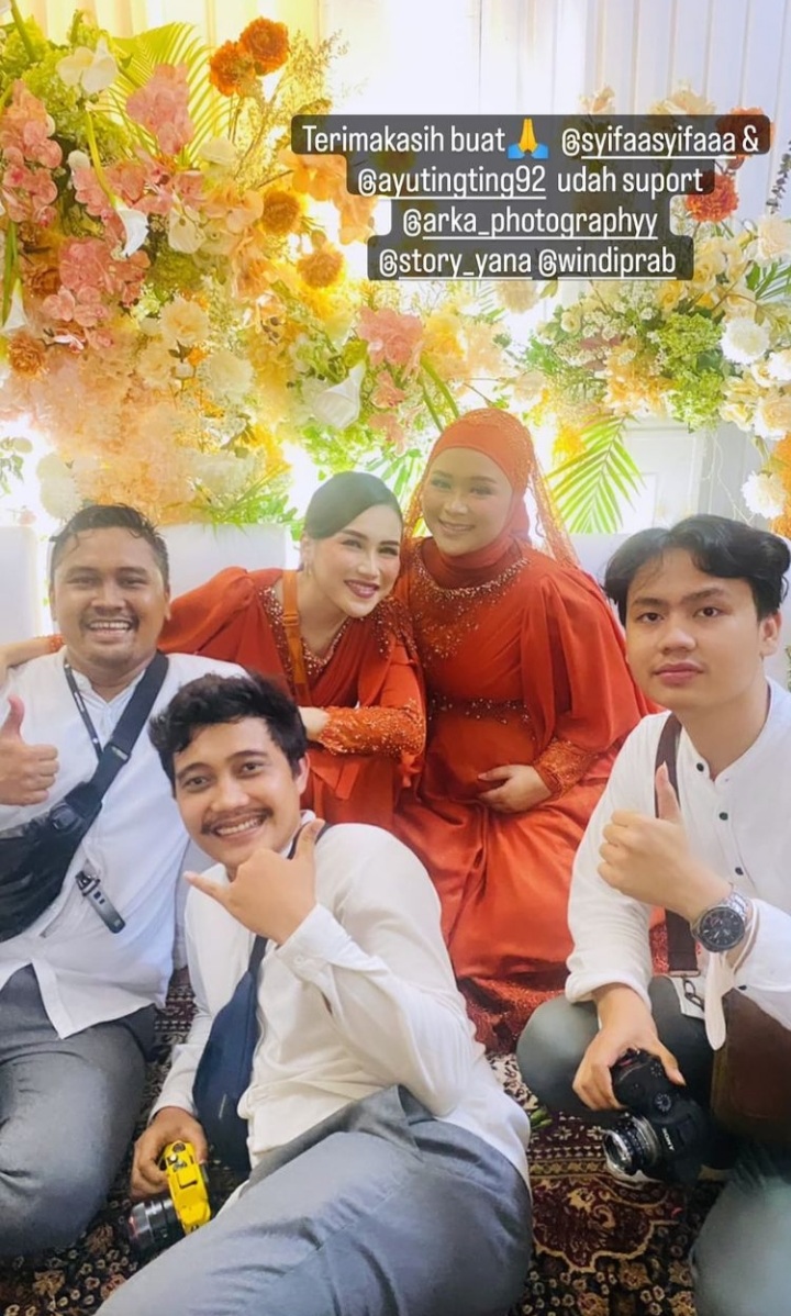 potret tujuh bulanan adik Ayu Ting Ting © berbagai sumber potret tujuh bulanan adik Ayu Ting Ting © berbagai sumber