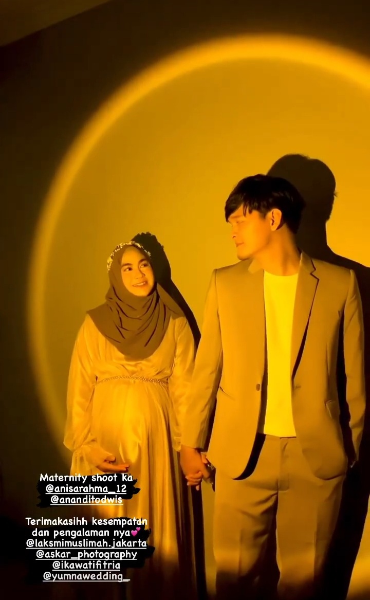momen maternity shoot Anisa Rahma © berbagai sumber momen maternity shoot Anisa Rahma © berbagai sumber