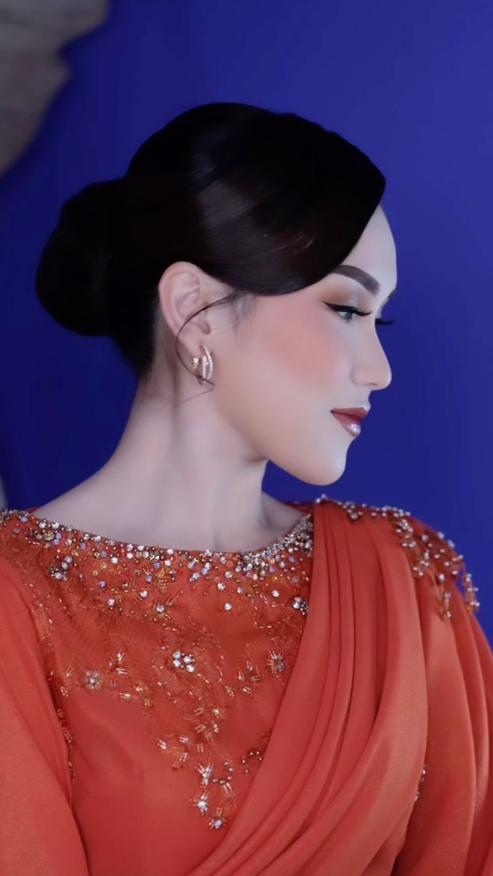 pesona ayu ting ting tasyakuran adik © berbagai sumber