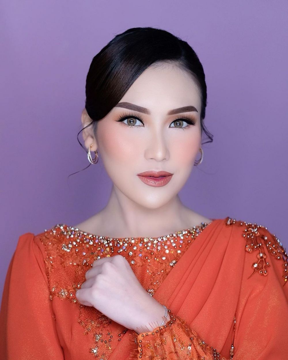 pesona ayu ting ting tasyakuran adik © berbagai sumber