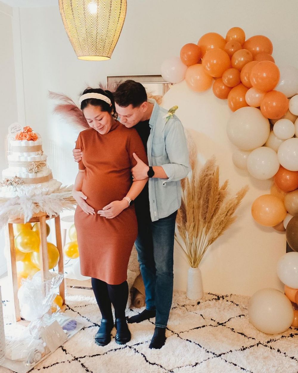 momen kejutan baby shower gracia indri © instagram