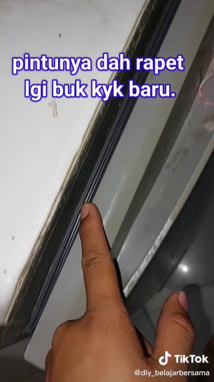 Bisa diganti sendiri, ini cara praktis mengganti karet kulkas di rumah