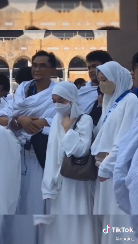 Lesty Kejora ibadah umrah usai KDRT © berbagai sumber Lesty Kejora ibadah umrah usai KDRT © berbagai sumber
