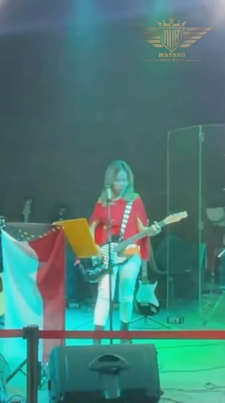 Mayang anak band cover Metalica © berbagai sumber