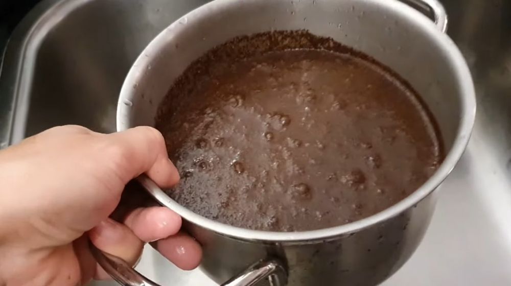 5 Cara hilangkan bau masakan yang menyengat di dapur, pakai 1 bahan