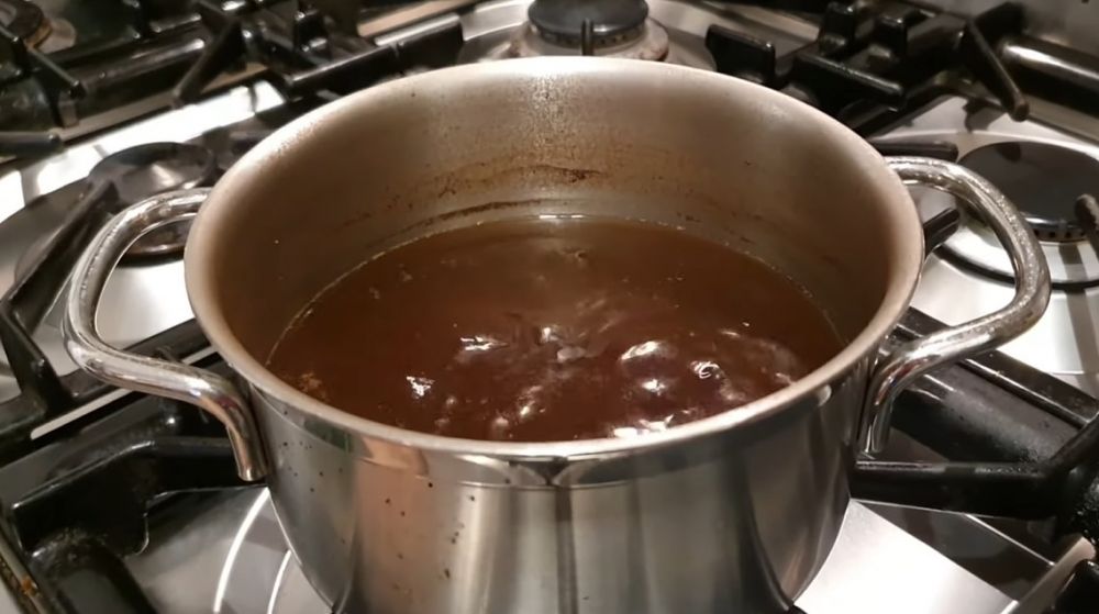 5 Cara hilangkan bau masakan yang menyengat di dapur, pakai 1 bahan