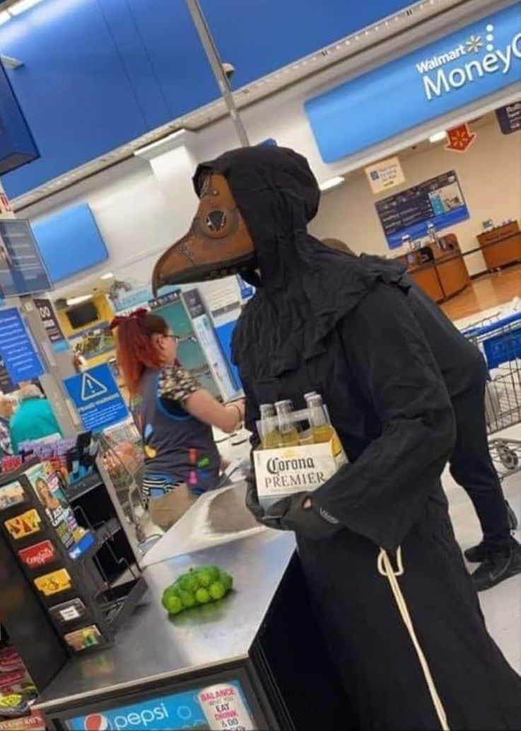  Potret orang kenakan pakaian nyeleneh  Berbagai sumber