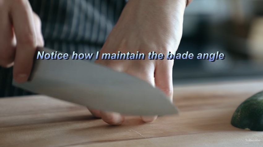 Cara jitu memegang pisau, lebih aman dan nggak mudah terlepas