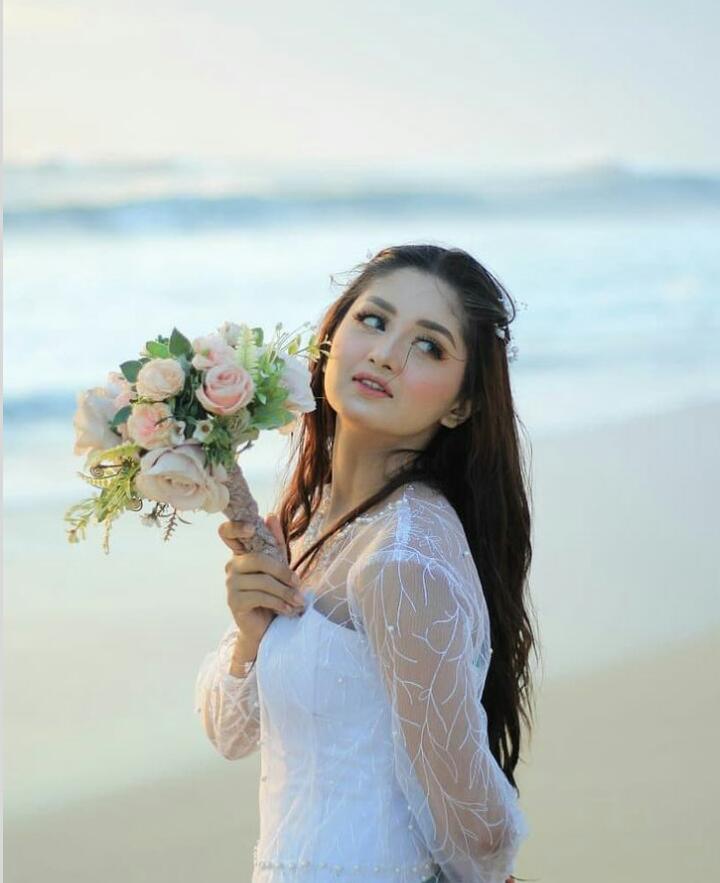 sehnaz model yang jadi menantu epy kusnandar © instagram sehnaz model yang jadi menantu epy kusnandar © instagram