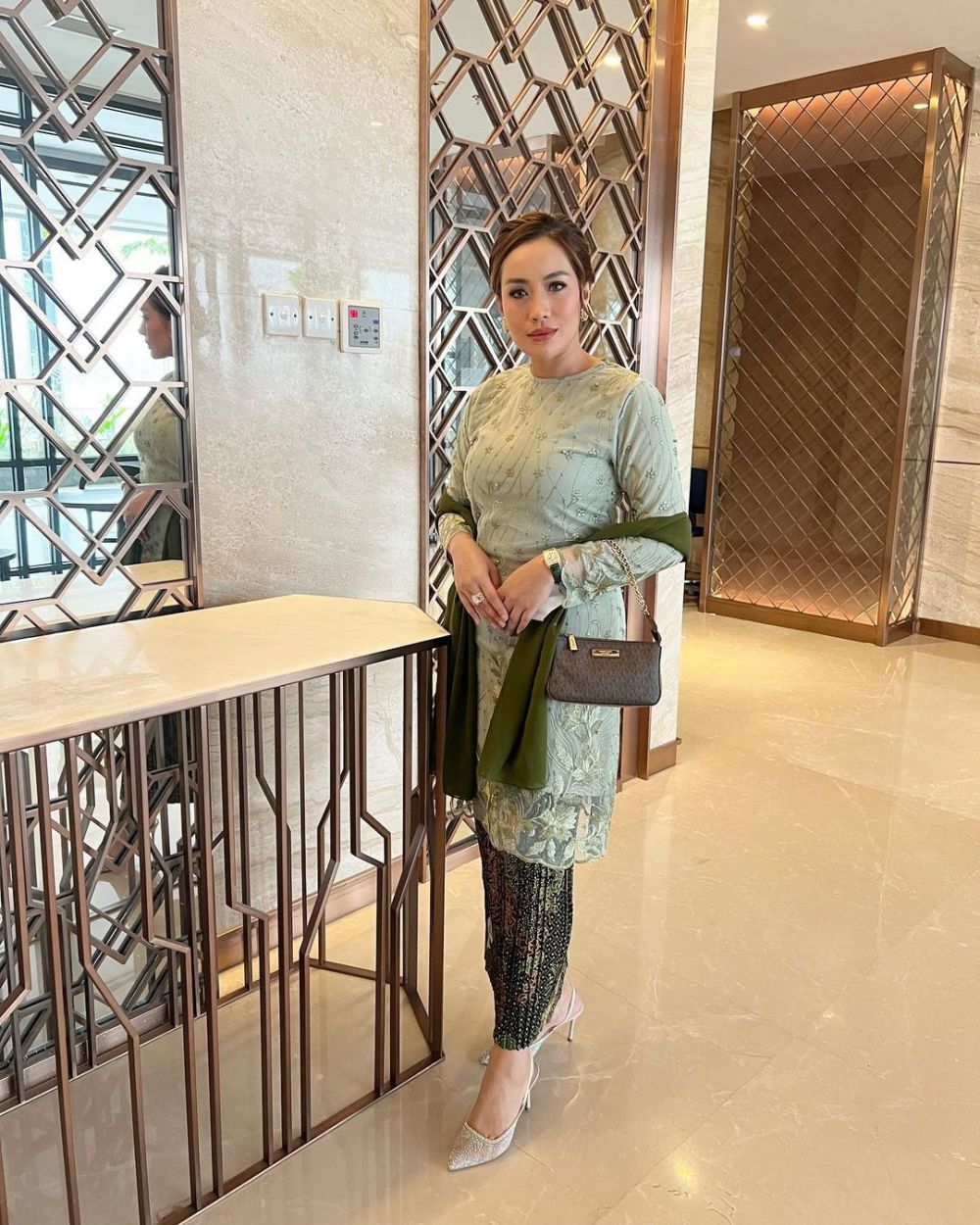 potret terbaru Shinta Bachir © berbagai sumber