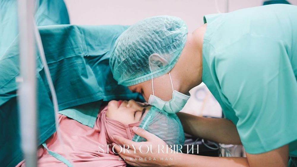 Anisa Rahma lahiran anak kembar © berbagai sumber