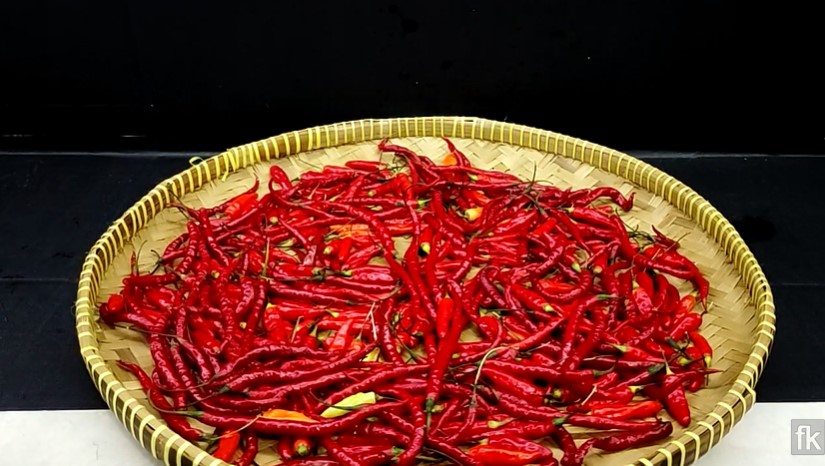 Cara mudah bikin cabai kering agar tak berubah warna dan tetap pedas
