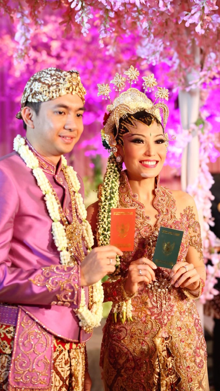 pernikahan presenter wanita © berbagai sumber