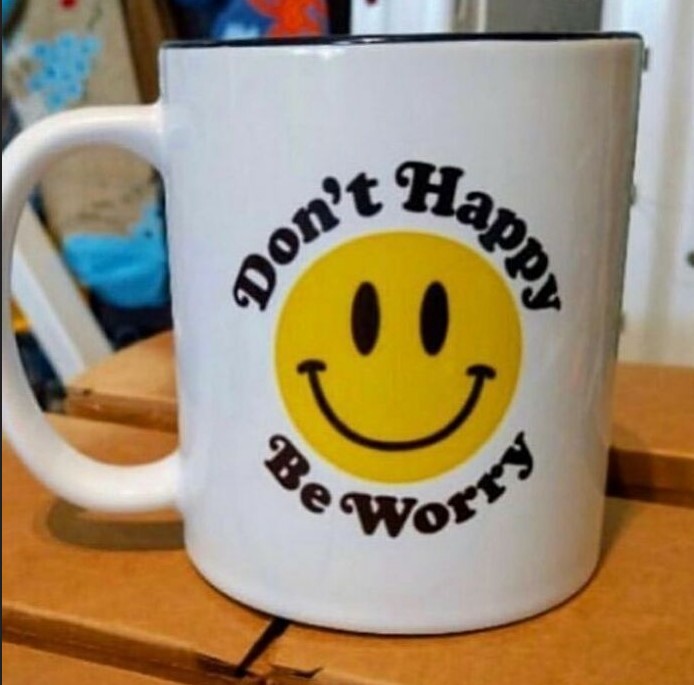 11 Potret absurd mug ini bentuknya bikin lihat dua kali Berbagai sumber